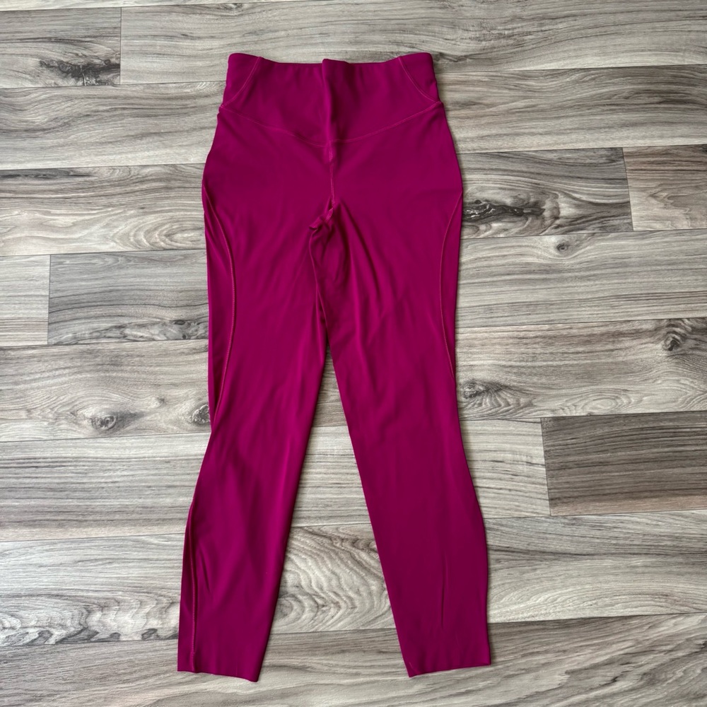 Lululemon Base Pace High-Rise Tight 25" Magenta Purple Size 6